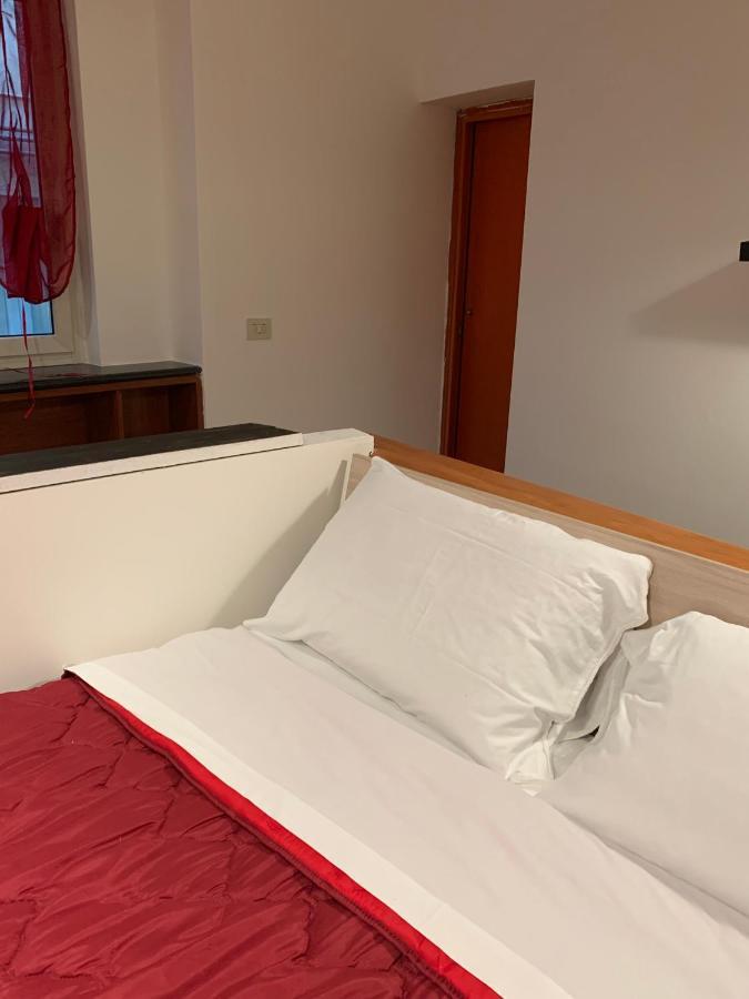 Chiostro Di Santa Chiara Bed & Breakfast Наполи Екстериор снимка