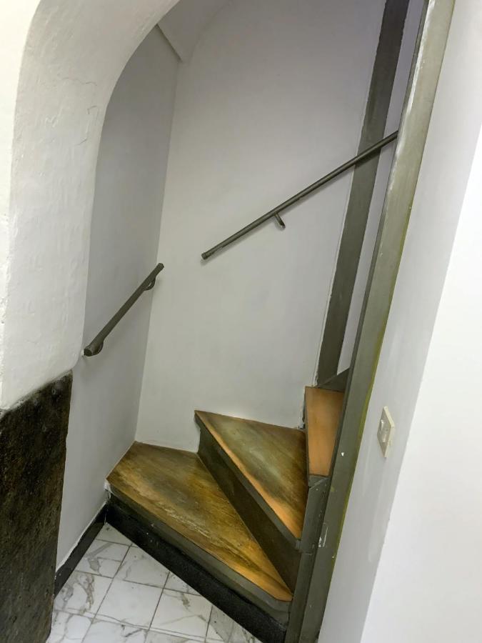 Chiostro Di Santa Chiara Bed & Breakfast Наполи Екстериор снимка