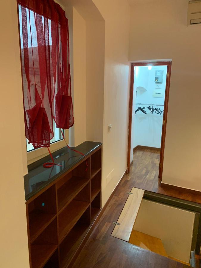 Chiostro Di Santa Chiara Bed & Breakfast Наполи Екстериор снимка